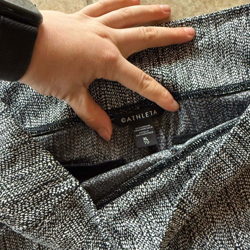 Athleta Delancey Skyline High Rise Legging Black Braiden Texture XL - Picture 6 of 6